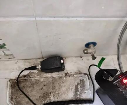 开封市屋顶漏水维修公司分享下卫生间漏水的危害及解决方法